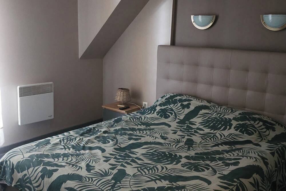 Villa with private heated pool in Normandy in Saint-Clair-d'Arcey, Región de Bernay