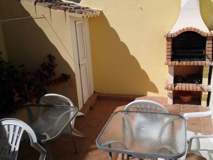 Ferienhaus für 6 Personen, mit Terrasse und Garten in Faro - 2