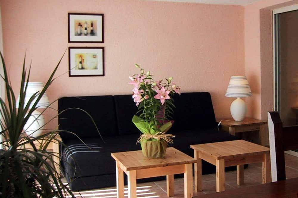 Logement dans villa provençale au milieu de pins à 350 m de la plage in Sanary-sur-Mer, Côte méditerranéenne (France)