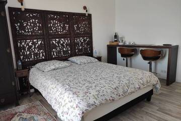 Chambre d’hôte pour 3 personnes, avec jacuzzi à Péret