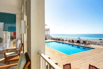 Vacation House for 12 Guests in Carillon Beach, Emerald Coast, Picture 4