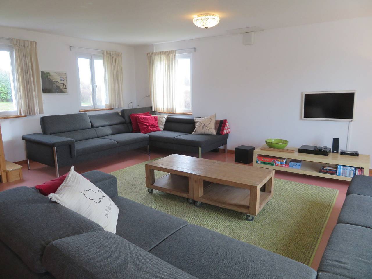 Maison lumineuse à 800m de la plage, accepte animaux, jardin grand in Bangor, Côte des Mégalithes