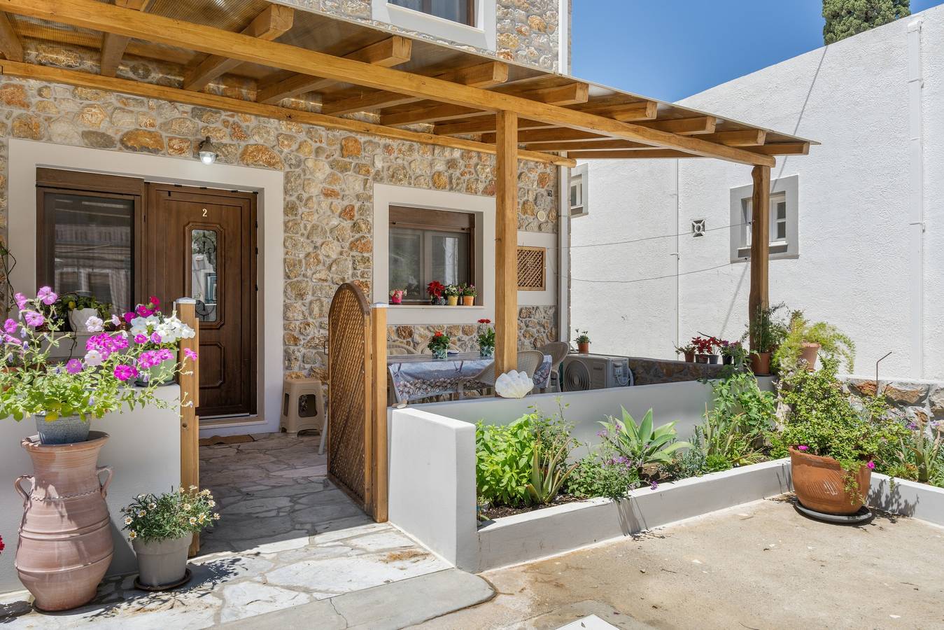 Ganze Wohnung, Apartment 'Iliana 2' mit Bergblick, Wlan und Klimaanlage in Panormos, Kalymnos