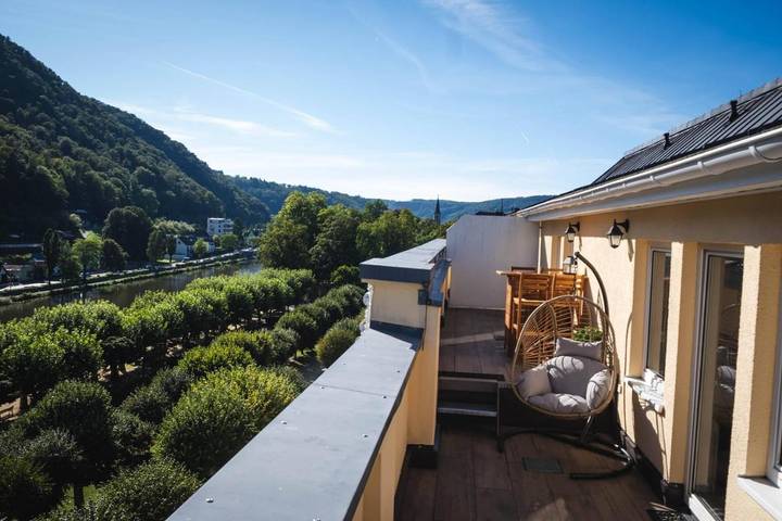 Ferienwohnung für 4 Personen, mit Terrasse und Ausblick sowie Sauna in Bad Ems