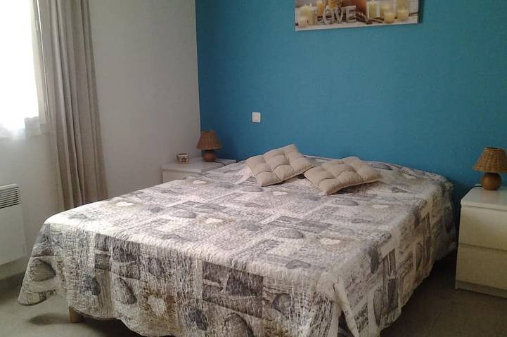 Location de vacances pour 6 personnes, avec jardin à Régusse - 2