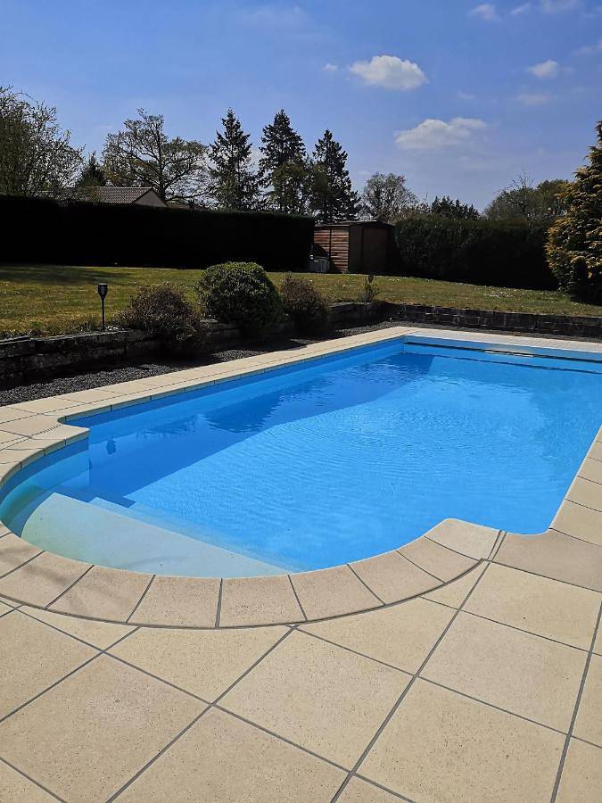 Gîte pour 2 personnes, avec jardin et piscine à Mézières-sur-Issoire - 3