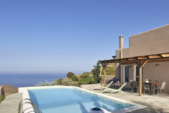 Location de vacances pour 7 personnes, avec terrasse dans Kea