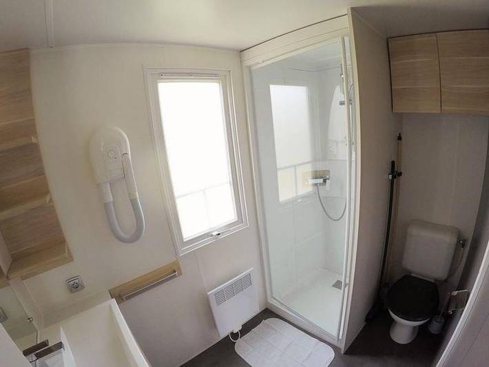 Flower Camping Provence Vallée - Mobilheim 2 personen - Standardzimmer mit 1 Schlafzimmer in Manosque, Regionaler Naturpark Luberon