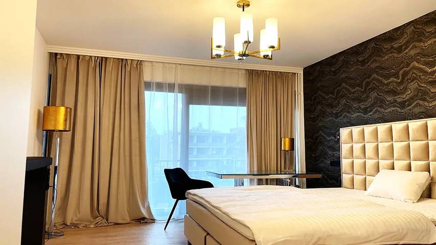 Ferienwohnung für 2 Personen, mit Pool und Balkon - 1