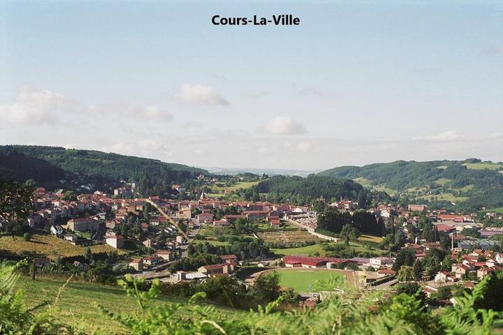 Gîte pour 4 personnes, avec vue, animaux acceptés à Cours-la-Ville - 4