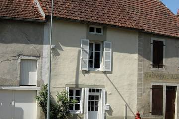 Gîte pour 2 personnes, avec terrasse à Lusigny-sur-Ouche