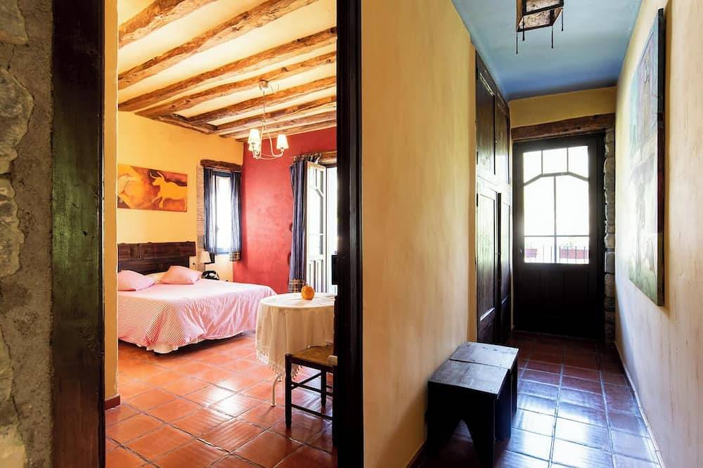 Homerez - Casa en Albella, vista montaña. in Albella, Fiscal