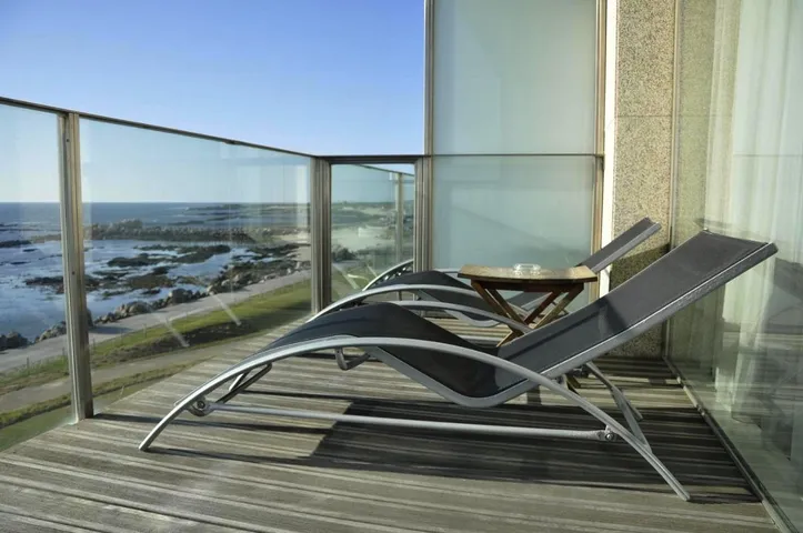 Hotel para 2 personas, con jardín y vistas además de piscina y sauna - 1