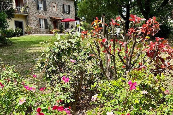 Casa vacanza per 11 persone, con giardino e terrazza, con animali domestici - 1