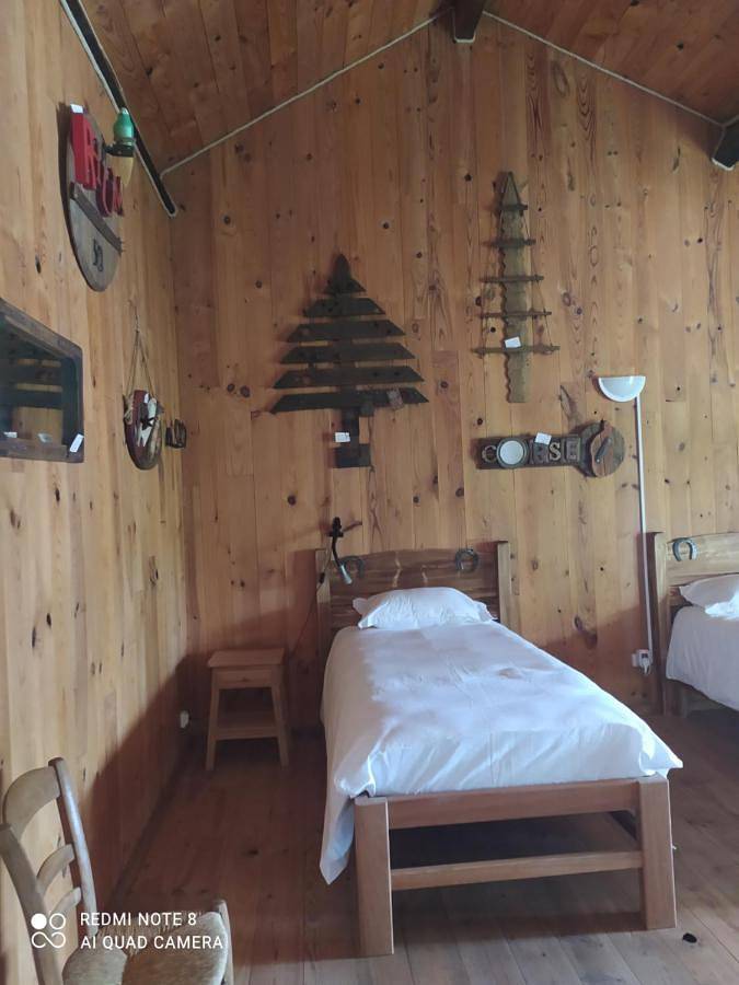 Gîte pour 3 personnes, avec vue et jardin à Chazey-sur-Ain - 4