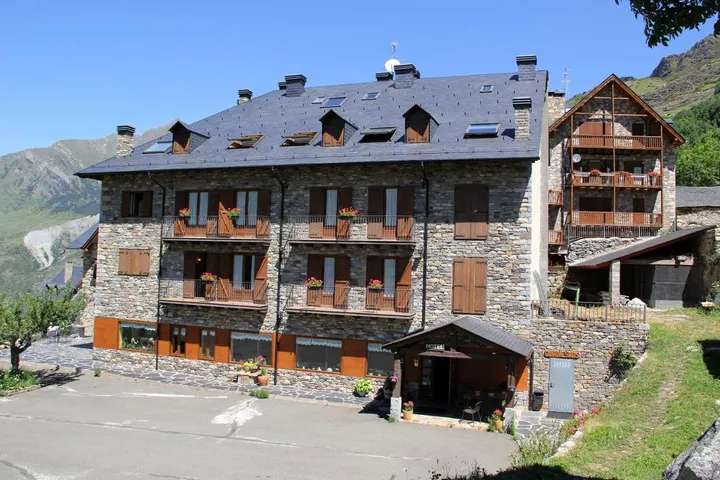 Hotel for 2 people, with garden - 1