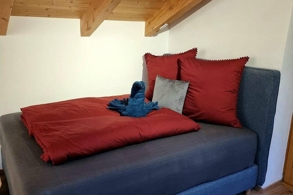 Ganze Wohnung, Fewo für 1-2 Pers., 32m²,  Wohn- Schlafzimmer, Küche, Bad, Balkon in Bischofswiesen, Berchtesgadener Alpen