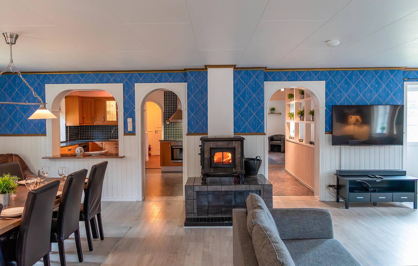 Hus för 12 Personer med bubbelpool in Boxholm kommun, Östergötland