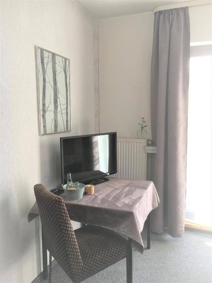 Ferienhaus für 3 Personen, mit Balkon und Terrasse sowie Garten und Ausblick in Tröstau - 2