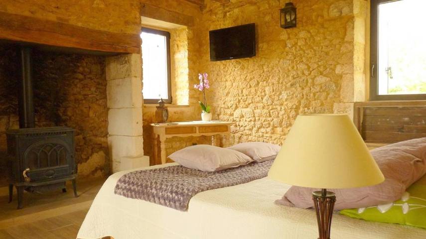 Chambre d’hôte pour 2 personnes, avec Terrasse ainsi que Jardin et Piscine