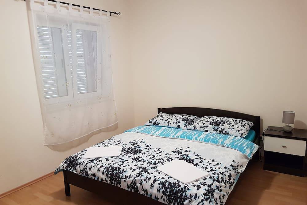 Ganze Wohnung, Dukat Apartman 2 in Pakostane in Pakostane, Zadar