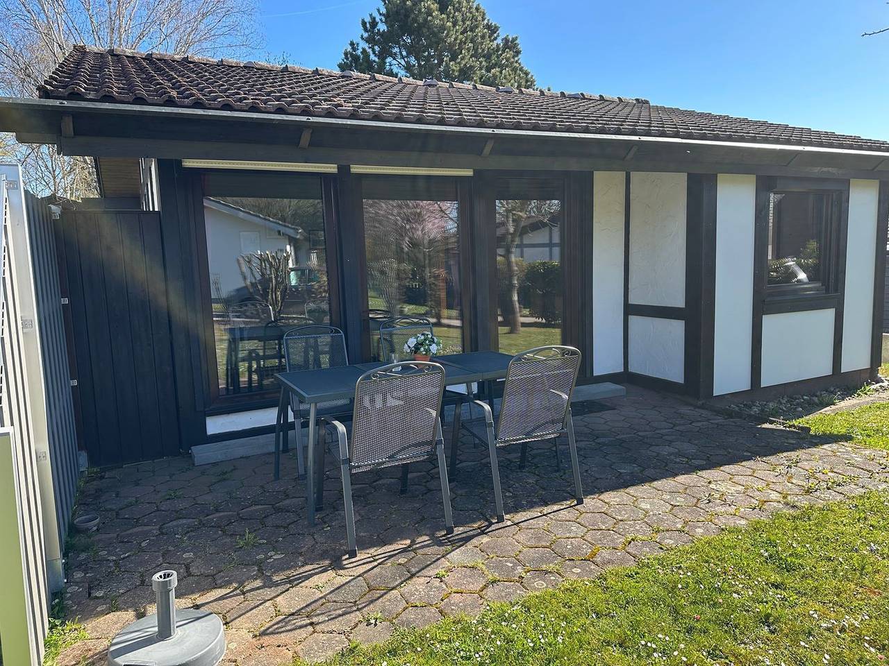 Voll ausgestattetes Ferienhaus "Scout" Nr.179 im Grünen mit Terrasse. in Waldbrunn, Neckar-Odenwald-Kreis