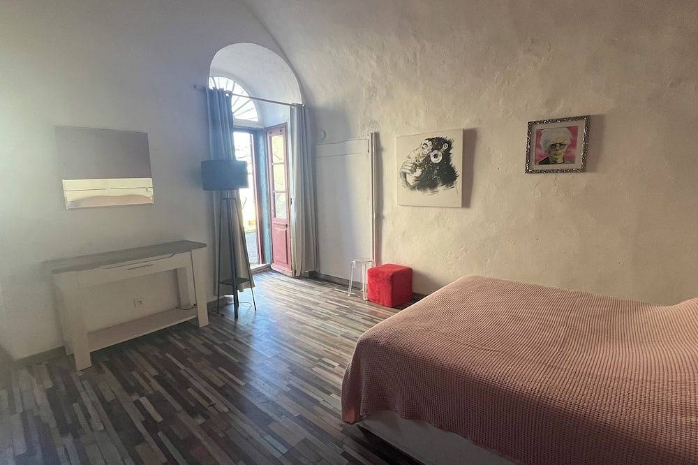 Appartement entier, Appartement Canari Avec Jardin. Entre mer et montagne. Animaux acceptés! in Canari, Région de Bastia