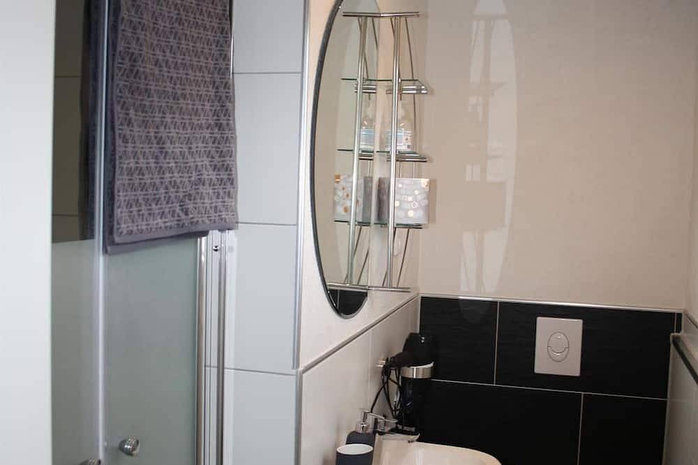 Ganze Wohnung, Ferienwohnung zur Trübenbach - Appartement/Fewo, Dusche, Wc, 1 Schlafraum in Kirn, Nahetal