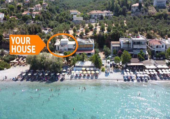Gîte pour 4 personnes, avec Balcon ainsi que Terrasse et Vue dans Mikra Mandinia