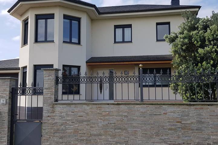 Casa de vacaciones para 8 personas, con terraza y jardín - 1