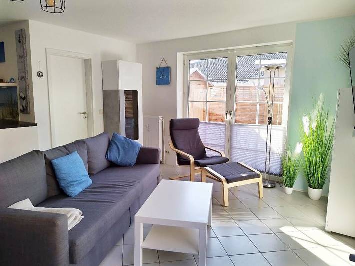 Ferienwohnung für 4 Personen, mit Terrasse und Garten in Strukkamp