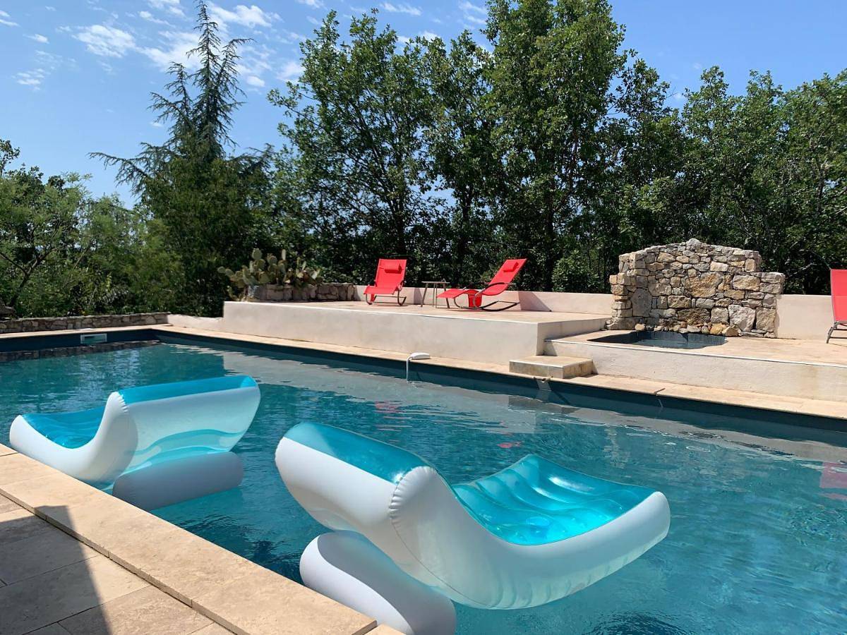 Family Room with Private Bathroom in Saint-Alban-Auriolles, Ardèche