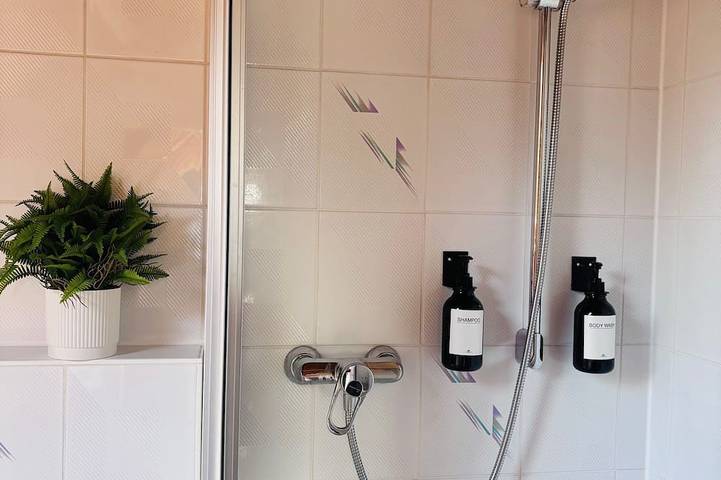 Ganze Wohnung, 1-bedroom apartment in nice Teningen with Ac next to A5 and Europa-Park Rust in Teningen, Südschwarzwald