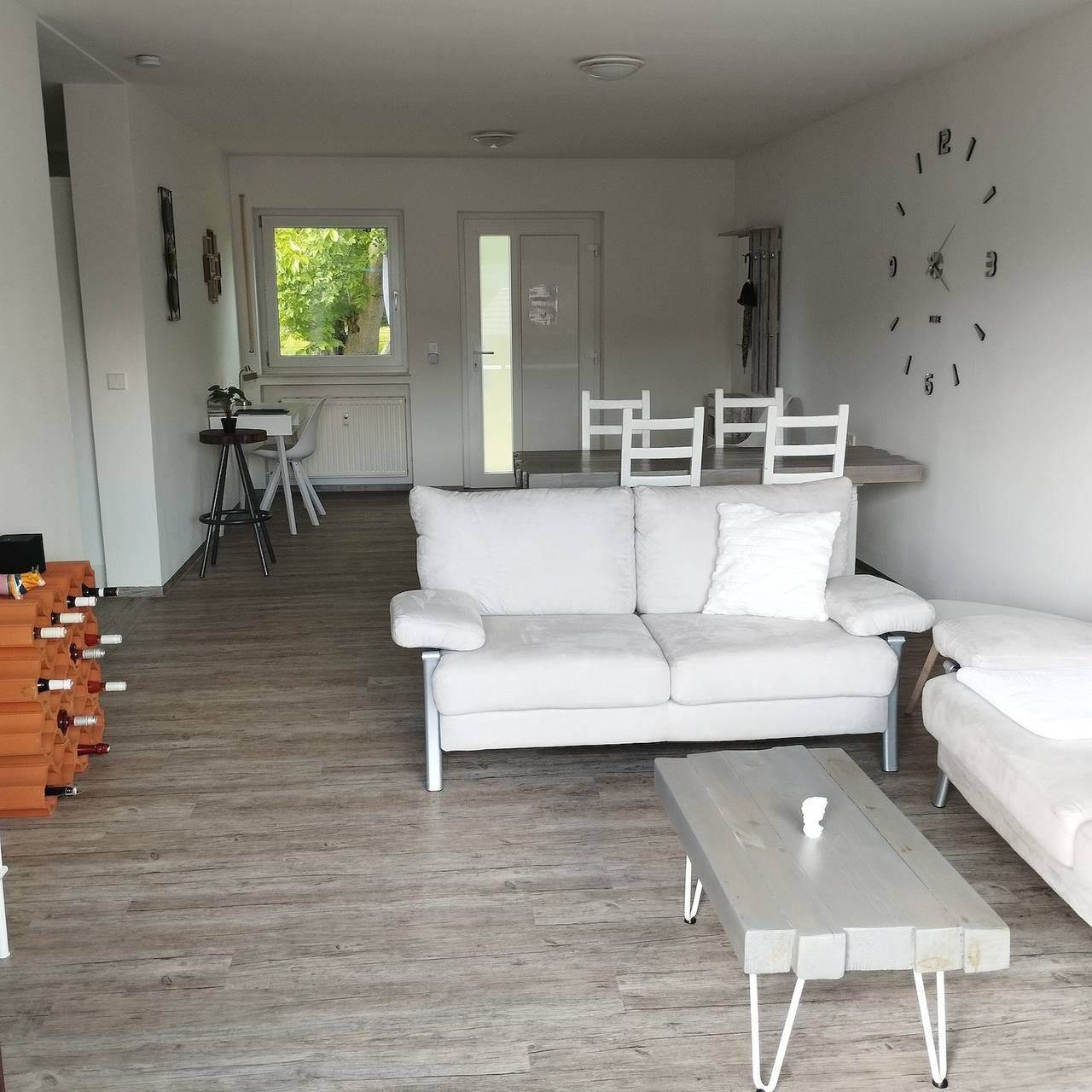 Ganze Wohnung, Ferienwohnung 'Zur Dicken Berta' mit Balkon und Wi-Fi in Wolfegg, Region Bodensee-Oberschwaben