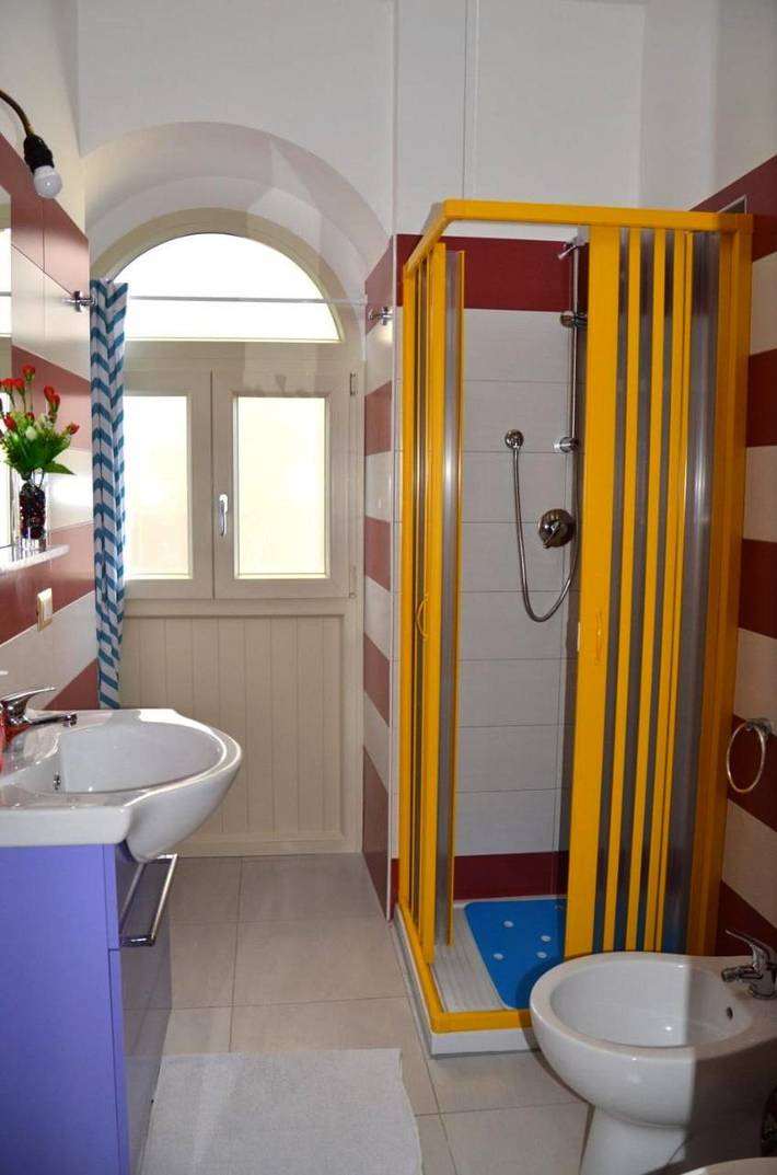 Gîte pour 2 personnes, avec terrasse dans Stresa - 4