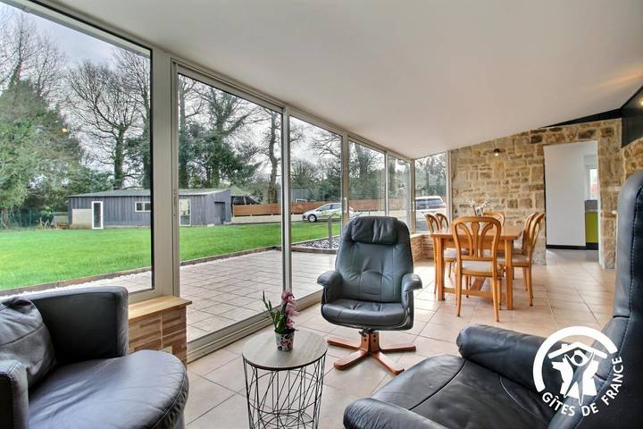 Gîte pour 4 personnes, avec terrasse et jardin, animaux acceptés