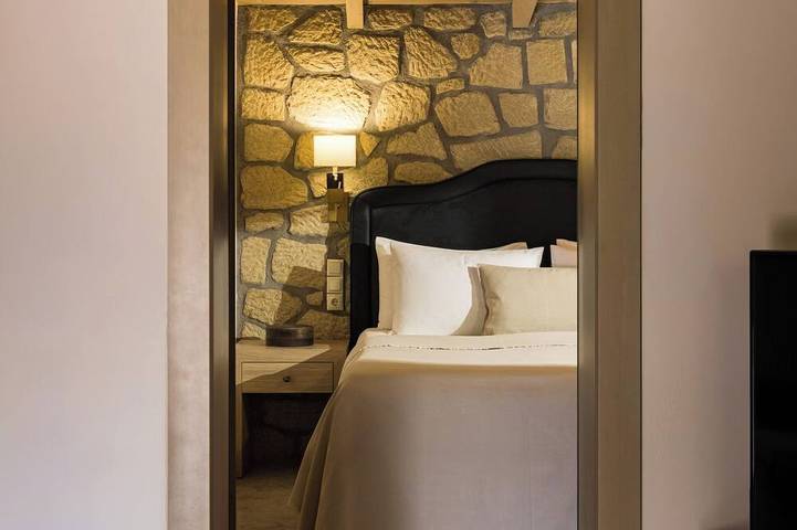 Location de vacances pour 4 personnes, avec Jacuzzi ainsi que Terrasse et Jardin dans Kalambáka - 2