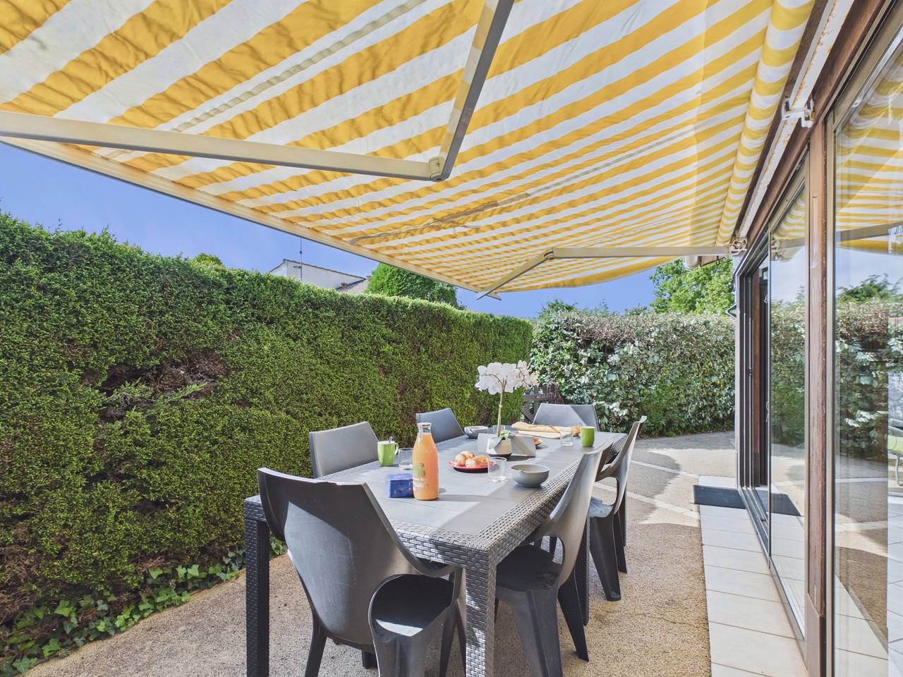 950m de la mer, maison avec jardin et piscine in Saint-Vincent-sur-Jard, Vendée