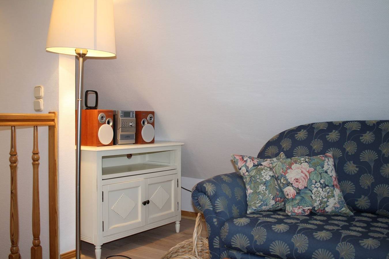 Ganze Wohnung, Komfortable Ferienwohnung Liiger Hörn Dg in Tinnum mit Sauna und Garten in Tinnum, Sylt (Gemeinde)