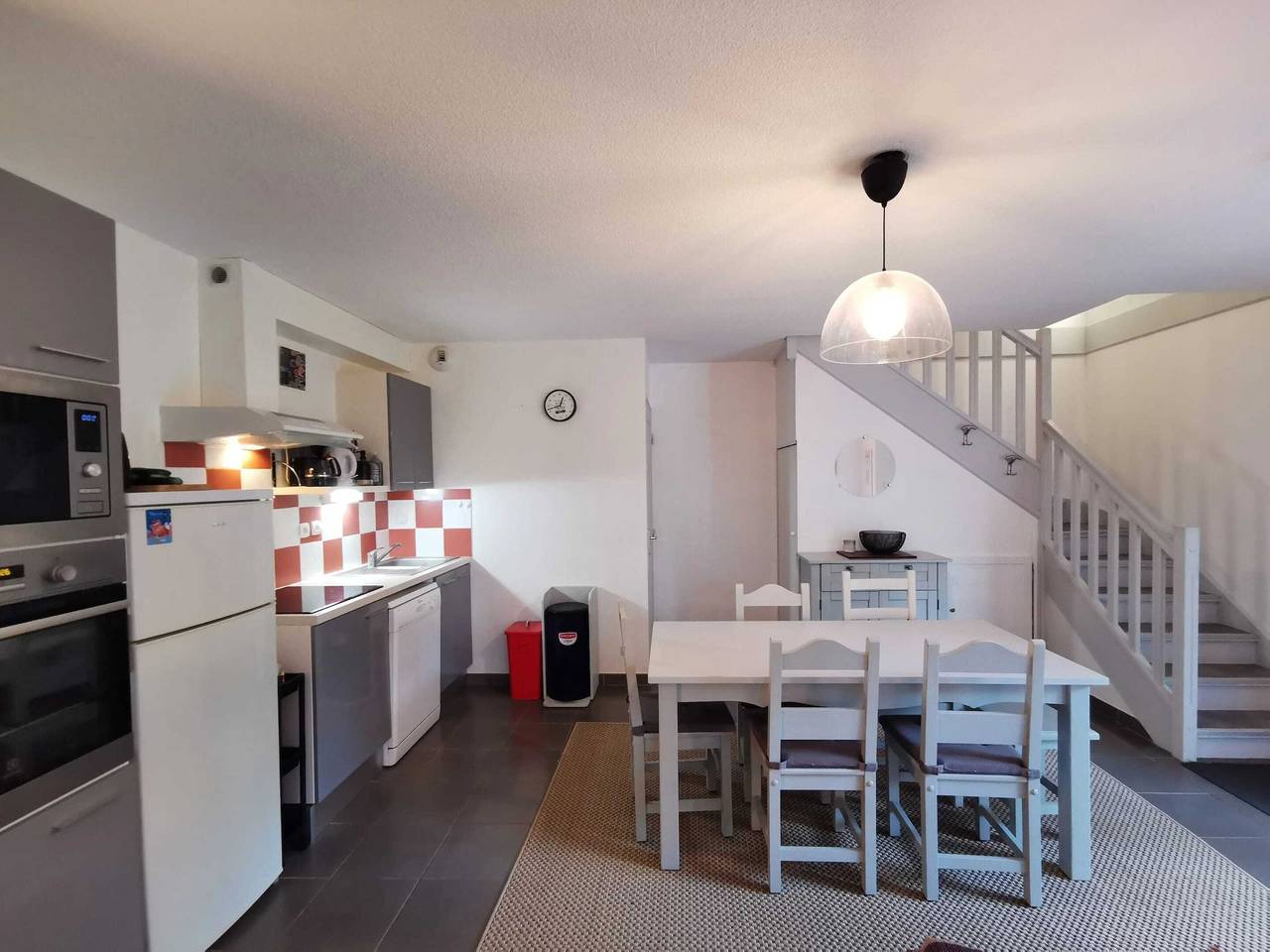 Casa acogedora en Aubignan con piscina compartida in Aubignan, Parque natural regional del Mont Ventoux