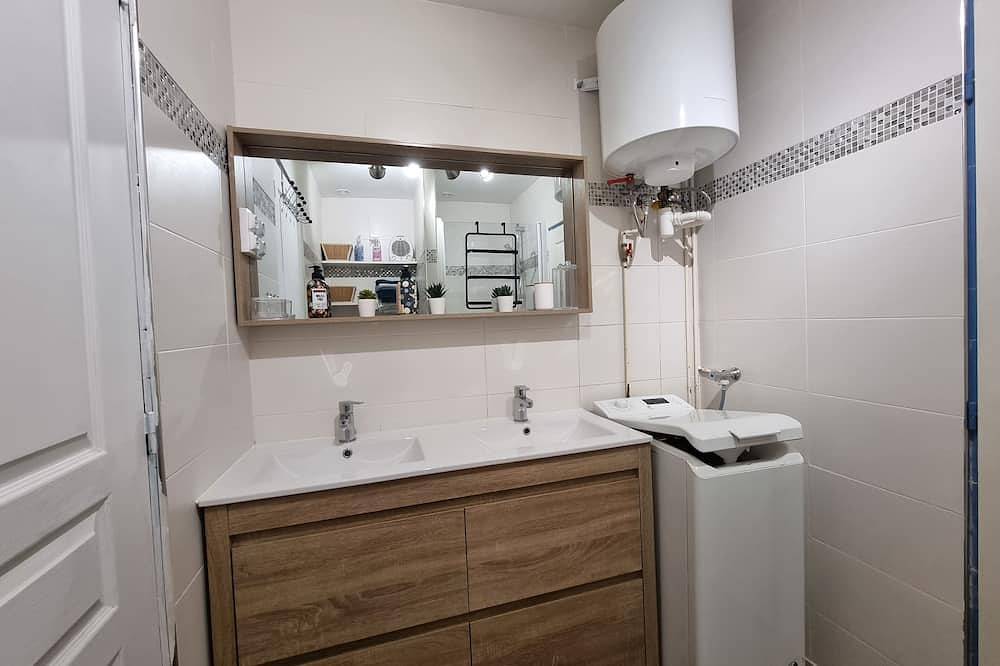 Petite Maison au Calme à Deux pas de Paris in Épinay-sur-Seine, Seine-Saint-Denis