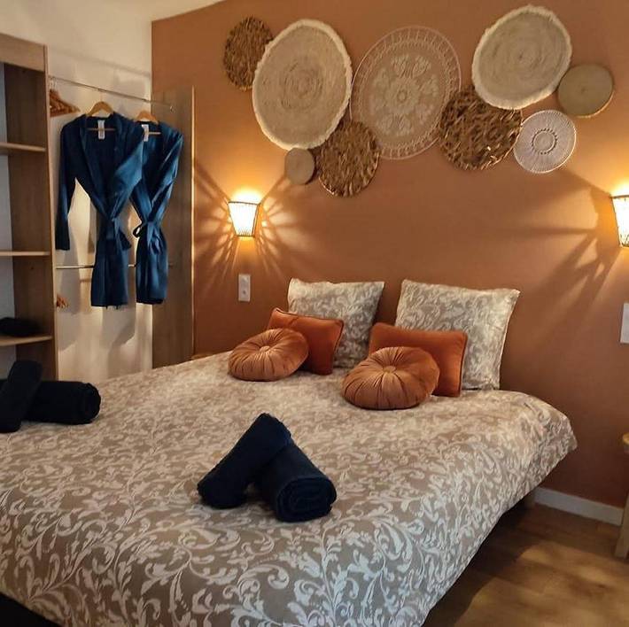 Location de vacances pour 8 personnes, avec vue ainsi que sauna et jardin dans Brissac-Loire-Aubance - 3