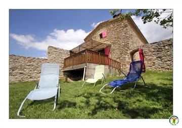 Gîte pour 6 personnes, avec jardin et terrasse, animaux acceptés dans la Drôme