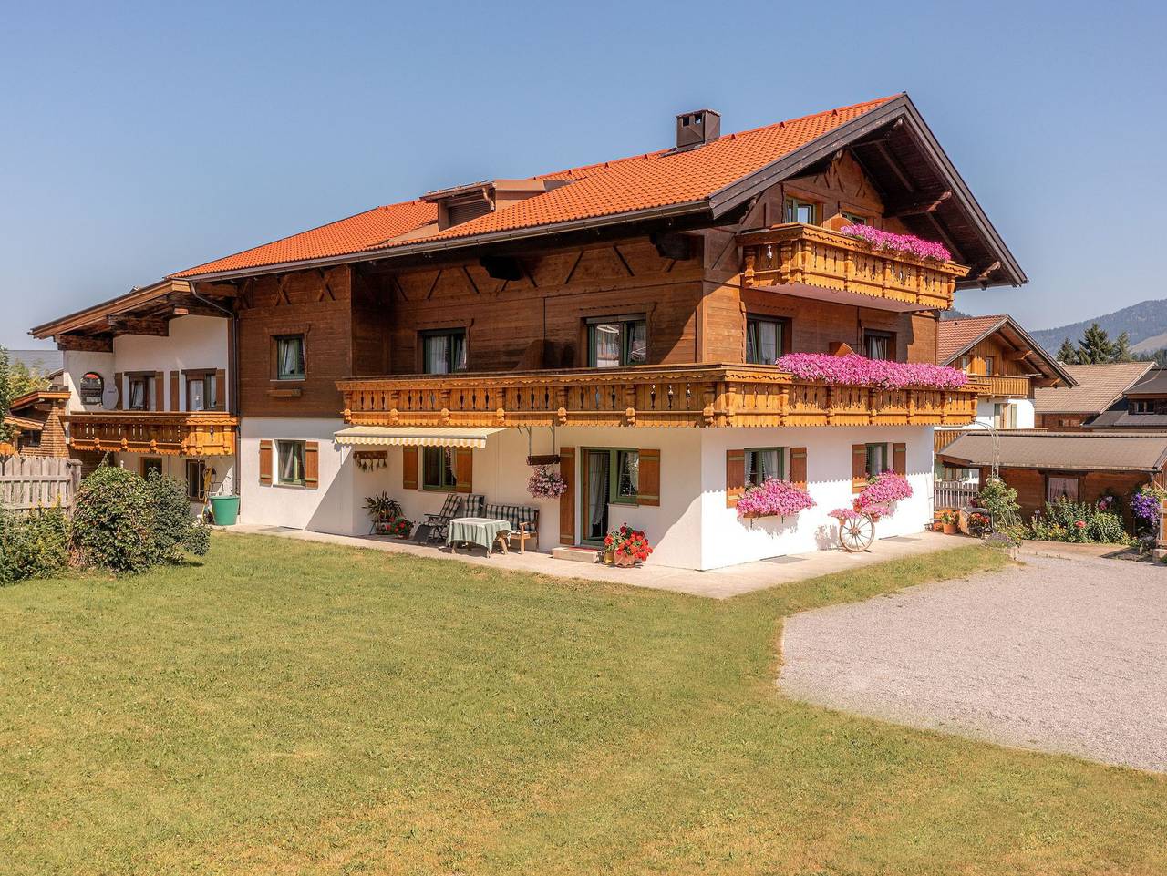 Ganze Ferienwohnung, Gästehaus Schmid in Grän, Allgäuer Alpen (Österreich)
