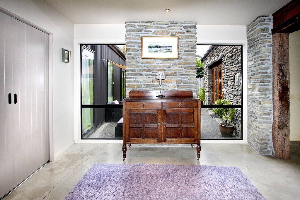 Maytime Cottage - Arrowtown Holiday Home in Arrowtown, Otago