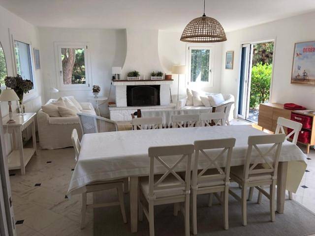 Location de vacances pour 12 personnes, avec terrasse et jardin dans Plage du Moulin (Mesquer-Quimiac) - 4