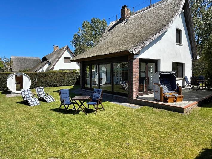 Ferienhaus für 6 Personen, mit Terrasse in Wustrow