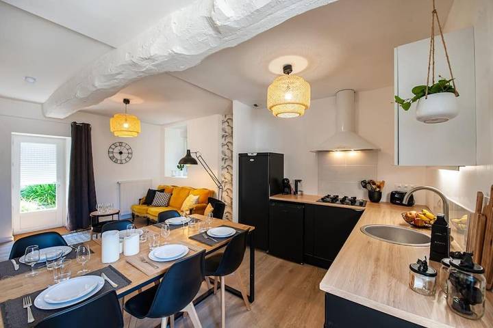 Gîte pour 6 personnes, avec terrasse à Fougères - 4