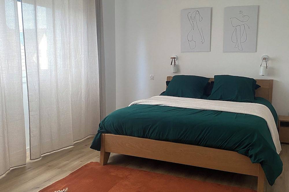 Entire apartment, Spacious 2-bedroom appartment fully equiped close to Strasbourg/pet friendly in Souffelweyersheim, Strasbourg region
