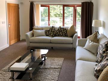 Holiday Rental for 10 People in Amroth, Pembrokeshire, Photo 2